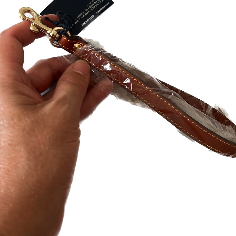 New. D & B Wristle (brown) - Picture 6 of 12